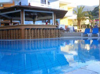 Castello Apartments สตาลิดา ภายนอก รูปภาพ