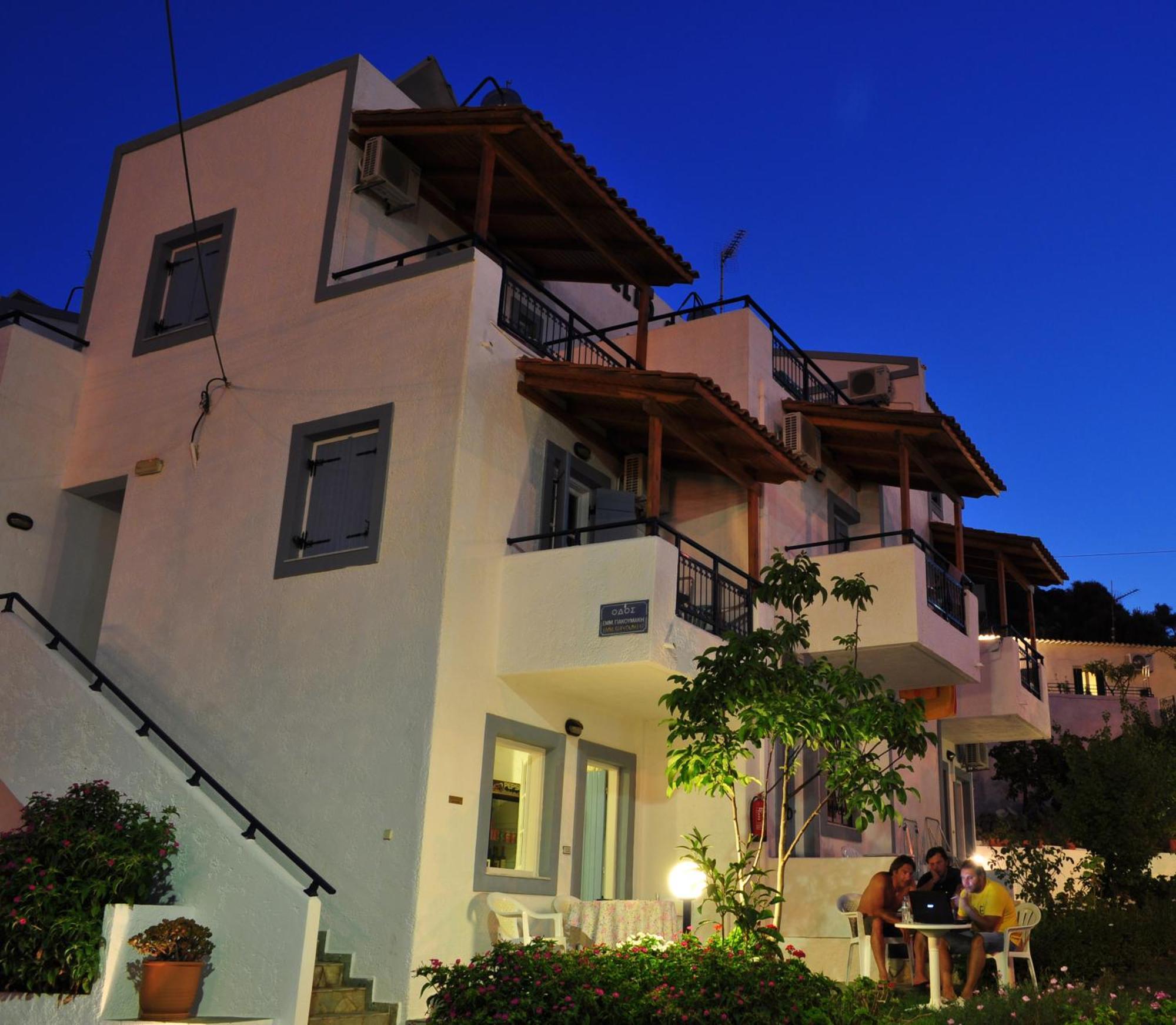 Castello Apartments สตาลิดา ภายนอก รูปภาพ